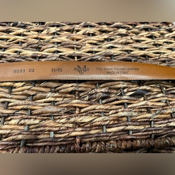 MEN'S WEARHOUSE ITALIAN BLACK GENUINE LEATHER DRESS CASUAL MEN'S BELT 34/85 - Picture 3 of 3